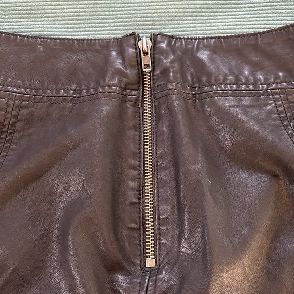 Free people leather look skirt - Picture 3 of 5